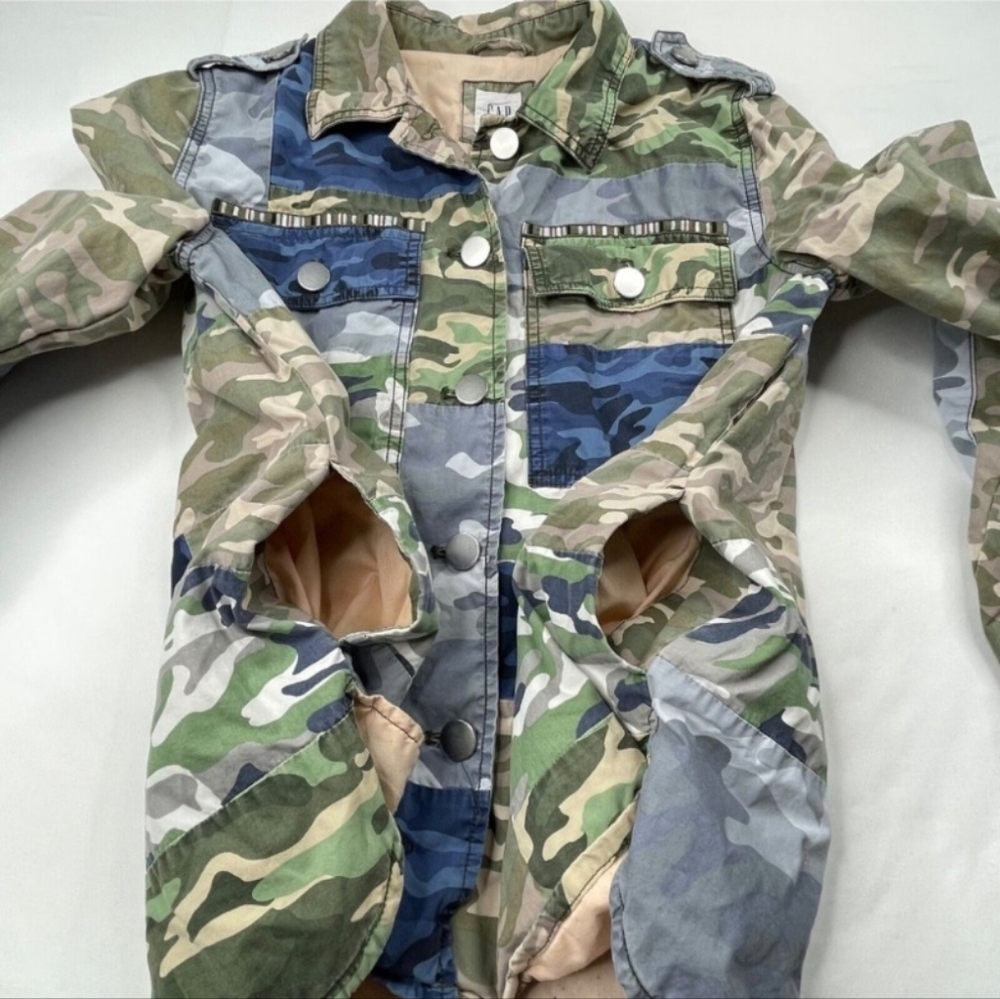 Gap Camo Patchwork Utility Jacket - image 7